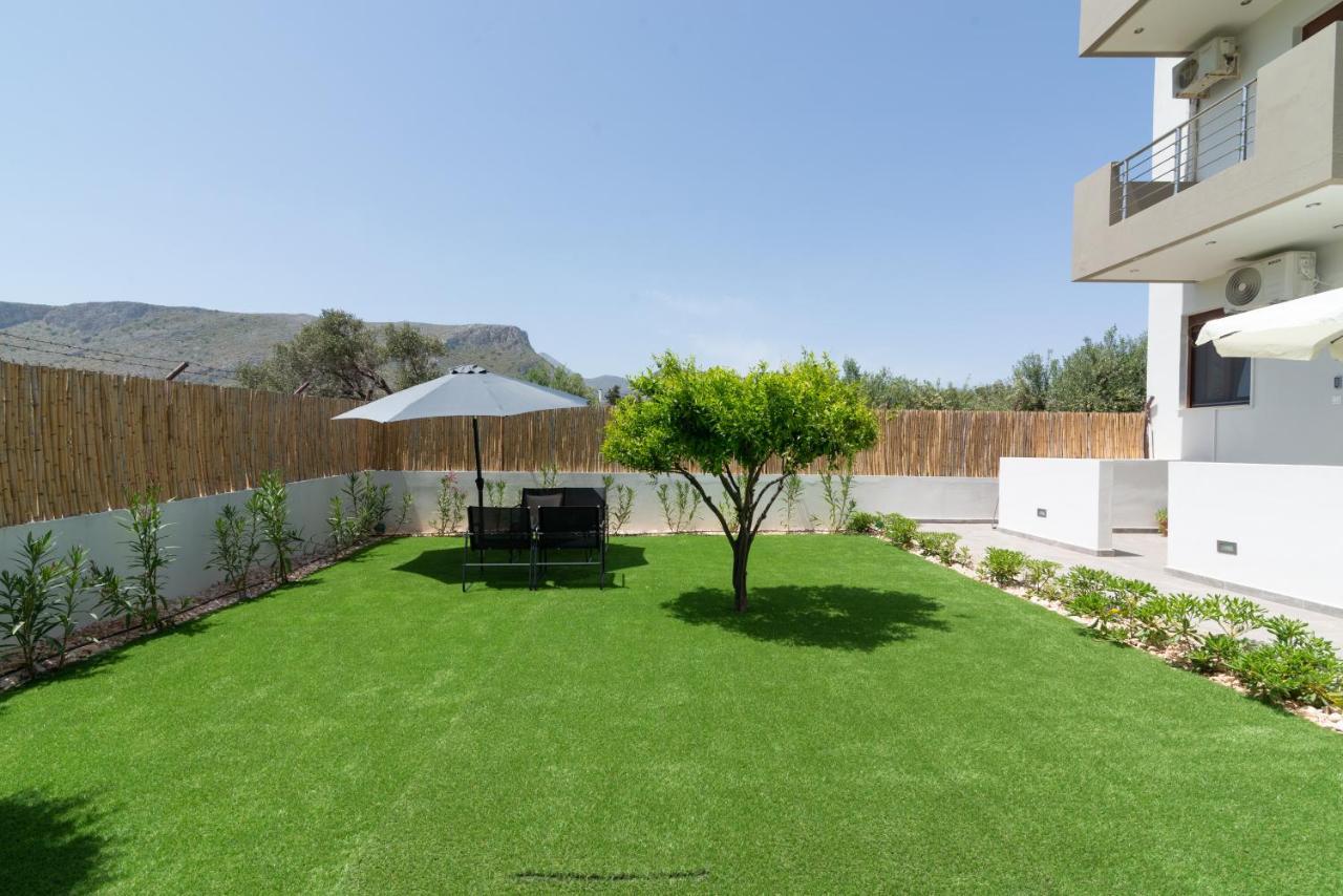 Modern House With Pool Near Beach Gazi Dış mekan fotoğraf